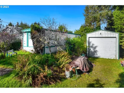 909 S Dolphin Street Rockaway Beach OR 97136