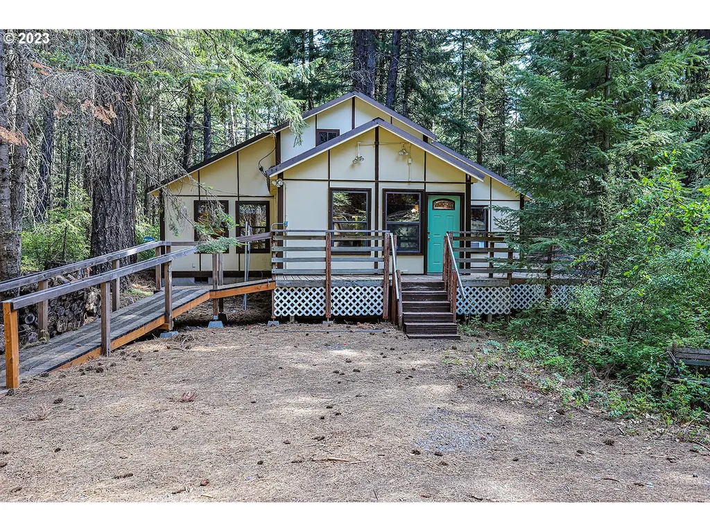 1052 Fisher Hill Road Appleton WA 98602