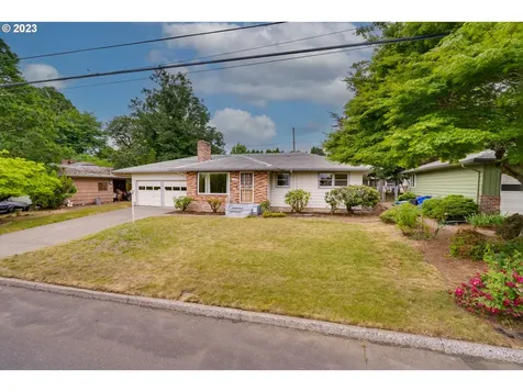 12018 Ne Fargo Court Portland OR 97220