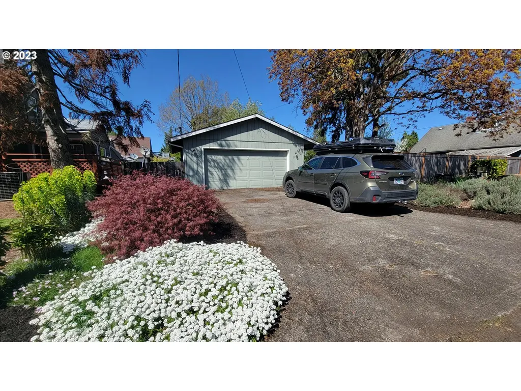 5115 Se Insley Street Portland OR 97206