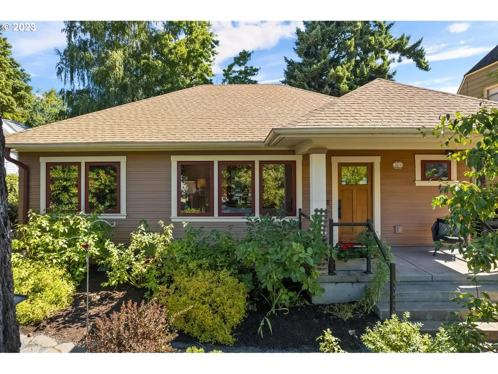 2604 Ne 43rd Avenue Portland OR 97213