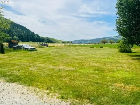 10561 Tiller Trail Highway Canyonville OR 97417