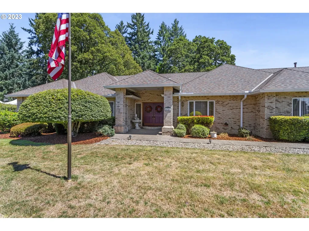 4301 Ne Crestview Drive Newberg OR 97132