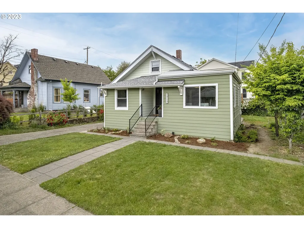 1717 Se Bidwell Street Portland OR 97202