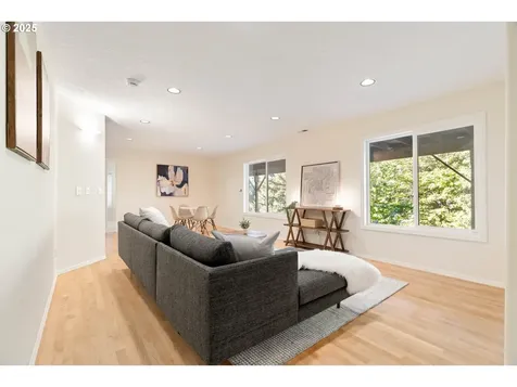 19449 SW Winslow Drive Beaverton OR 97007