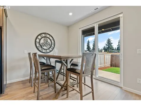 129 NE 19th Avenue Canby OR 97013
