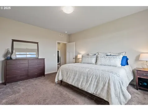 129 NE 19th Avenue Canby OR 97013