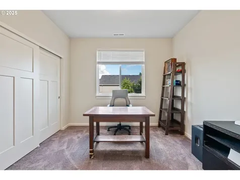 129 NE 19th Avenue Canby OR 97013