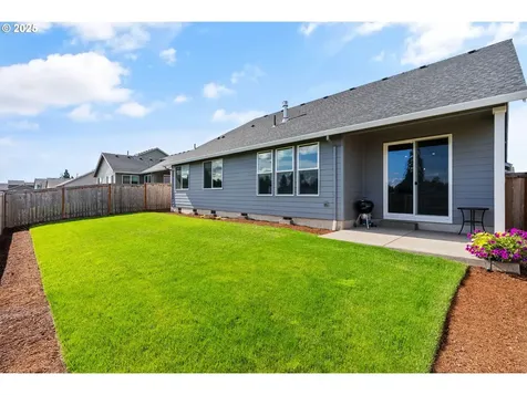 129 NE 19th Avenue Canby OR 97013