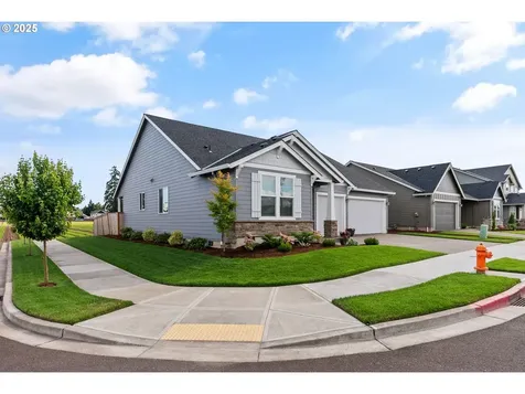 129 NE 19th Avenue Canby OR 97013