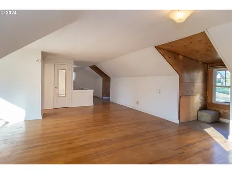 1772 SE Hamilton Street Roseburg OR 97470