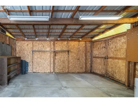 1772 SE Hamilton Street Roseburg OR 97470