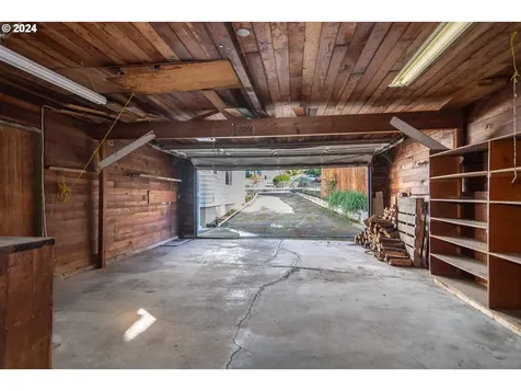 1772 SE Hamilton Street Roseburg OR 97470