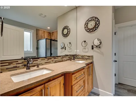 1721 S Taverner Drive Ridgefield WA 98642