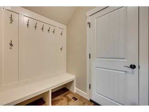 1721 S Taverner Drive Ridgefield WA 98642