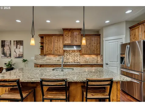 1721 S Taverner Drive Ridgefield WA 98642