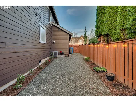 1721 S Taverner Drive Ridgefield WA 98642