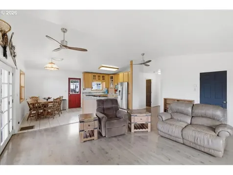 30920 Berlin Road Lebanon OR 97355