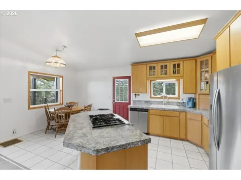 30920 Berlin Road Lebanon OR 97355