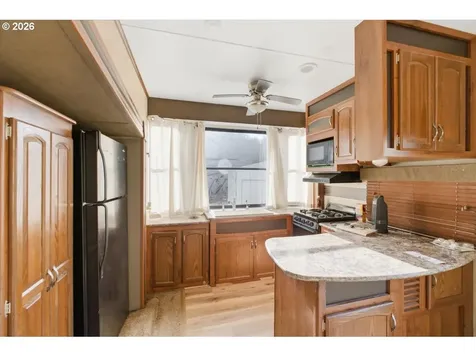 30920 Berlin Road Lebanon OR 97355