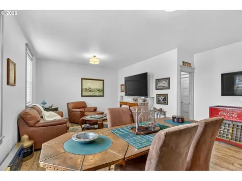 14713 Catalpa Way Oregon City OR 97045
