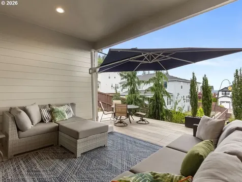 916 W Magnolia Loop Washougal WA 98671