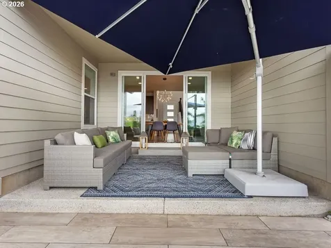 916 W Magnolia Loop Washougal WA 98671