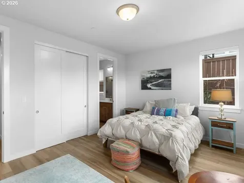 916 W Magnolia Loop Washougal WA 98671