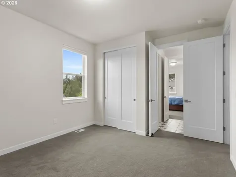916 W Magnolia Loop Washougal WA 98671