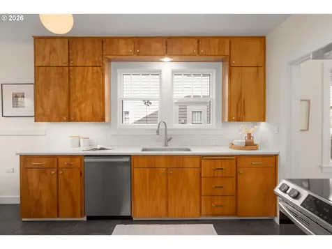 4203 NE 32nd Place Portland OR 97211