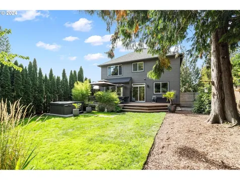 989 NW Joy Avenue Portland OR 97229