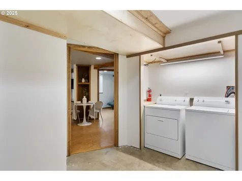 3735 N Newark Street Portland OR 97217
