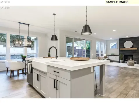 462 SW 95th Avenue Portland OR 97225