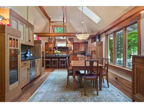 1506 S Buddington Street Portland OR 97219