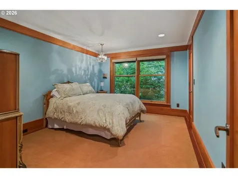 1506 S Buddington Street Portland OR 97219