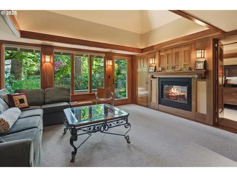 1506 S Buddington Street Portland OR 97219