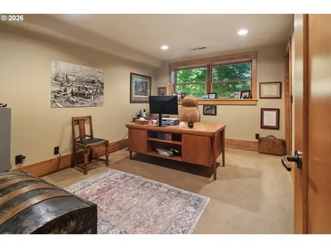1506 S Buddington Street Portland OR 97219