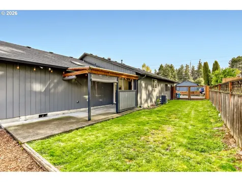 10945 NE Prescott Street Portland OR 97220