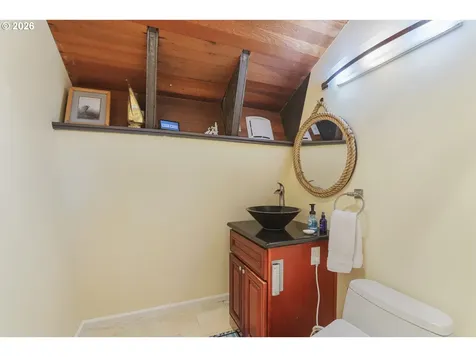 535 NE Bridgeton Road Portland OR 97217