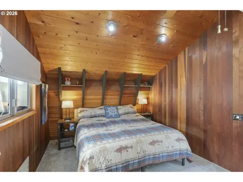 535 NE Bridgeton Road Portland OR 97217