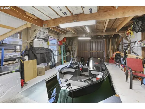 535 NE Bridgeton Road Portland OR 97217