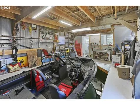 535 NE Bridgeton Road Portland OR 97217