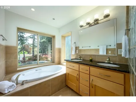 170 SW Eckman Street Mcminnville OR 97128