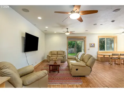 170 SW Eckman Street Mcminnville OR 97128