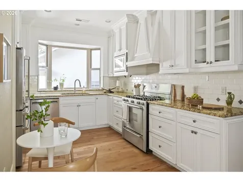 5111 NE 7th Avenue Portland OR 97211