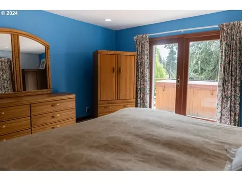 3710 SW Hamilton Street Portland OR 97221
