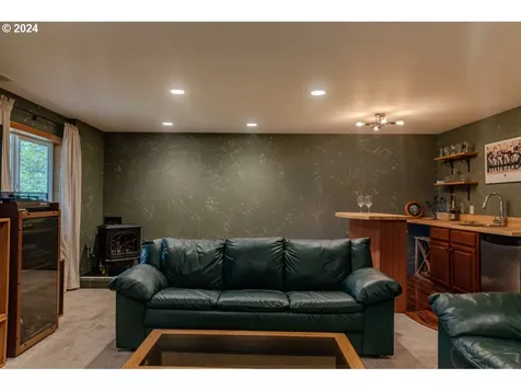 3710 SW Hamilton Street Portland OR 97221