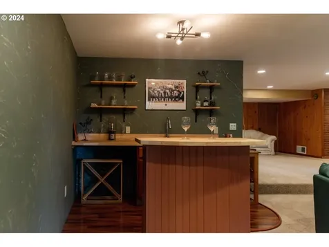 3710 SW Hamilton Street Portland OR 97221