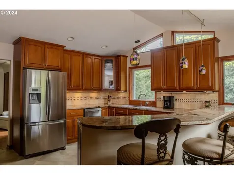 3710 SW Hamilton Street Portland OR 97221