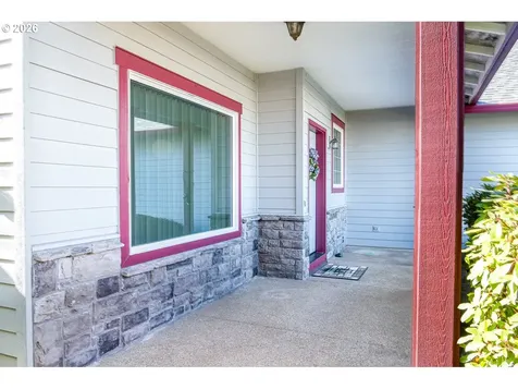 937 S Street Springfield OR 97477